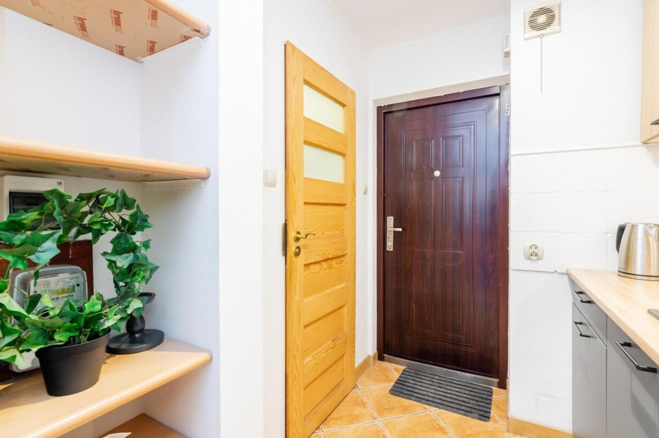 Cinnamon Apartment Metro Swietokrzyska Warsaw Luaran gambar